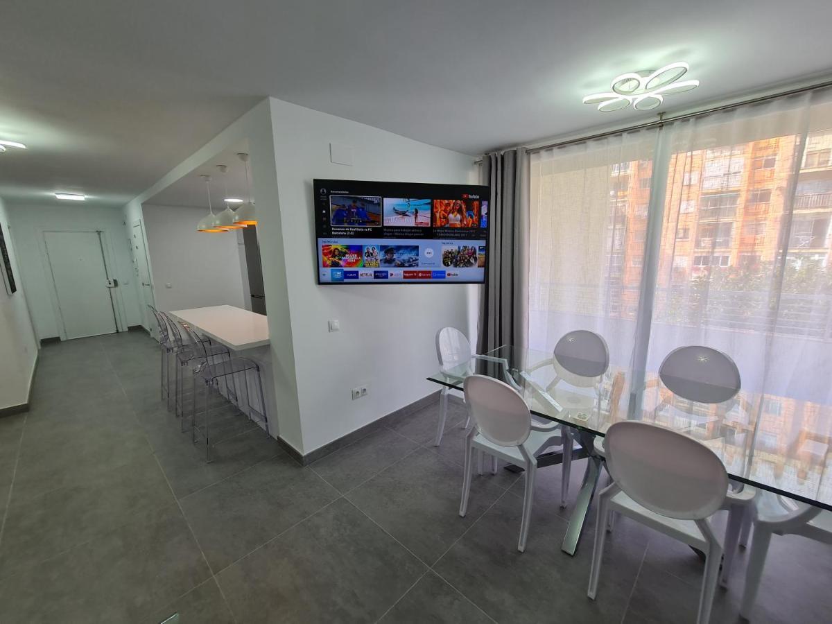 Modern 3 Bedroom Luxury Apartment In توريمولينوس المظهر الخارجي الصورة