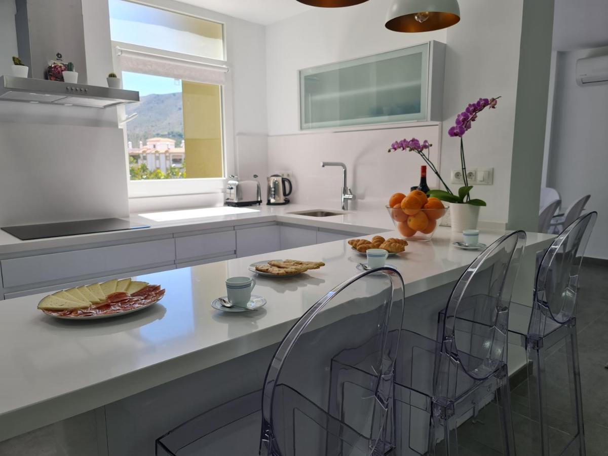 Modern 3 Bedroom Luxury Apartment In توريمولينوس المظهر الخارجي الصورة