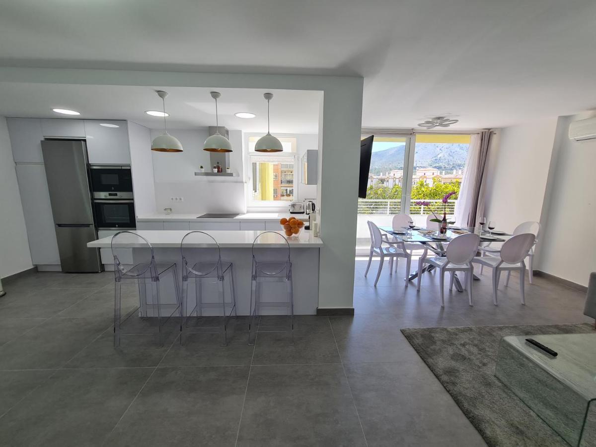Modern 3 Bedroom Luxury Apartment In توريمولينوس المظهر الخارجي الصورة