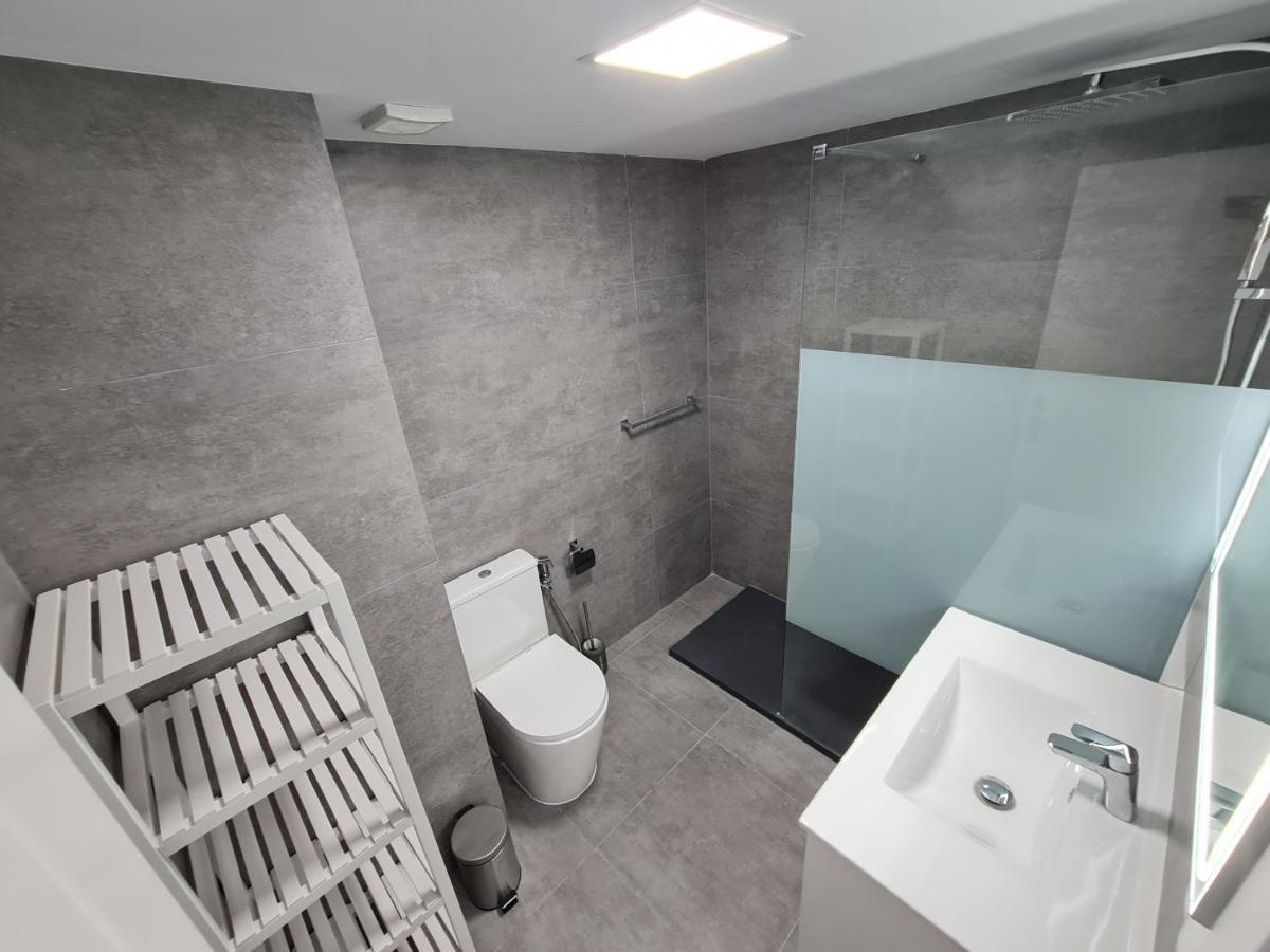 Modern 3 Bedroom Luxury Apartment In توريمولينوس المظهر الخارجي الصورة