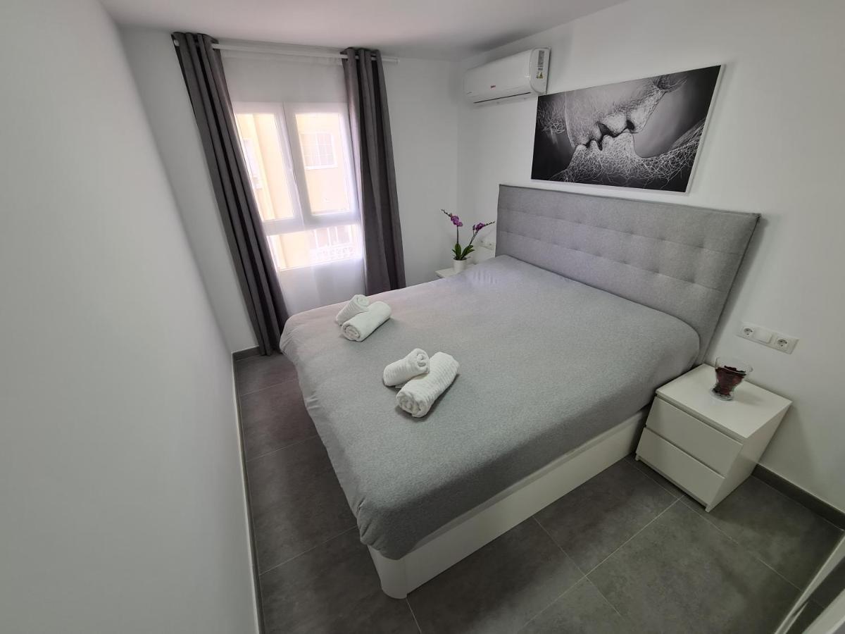 Modern 3 Bedroom Luxury Apartment In توريمولينوس المظهر الخارجي الصورة