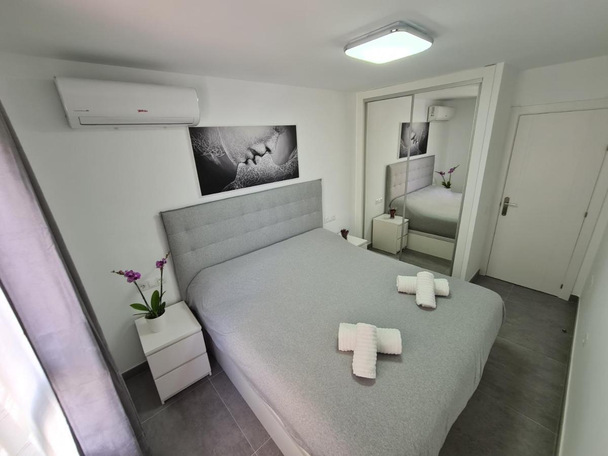 Modern 3 Bedroom Luxury Apartment In توريمولينوس المظهر الخارجي الصورة